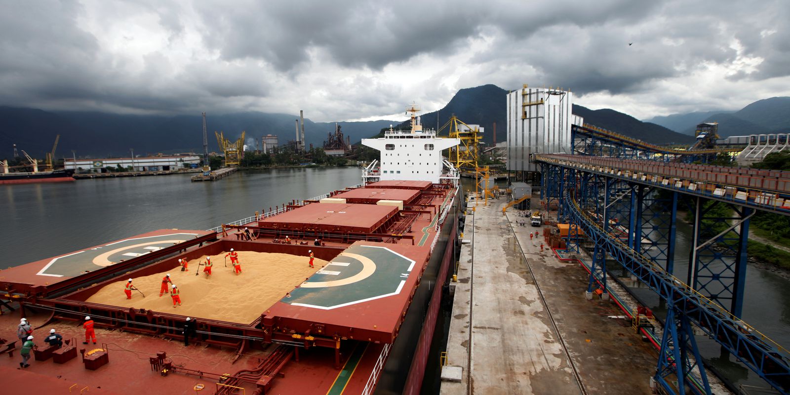 Antaq holds a hearing on the bidding process for the Port of Santos terminal
