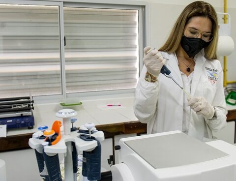 Argentina has the largest number of "researchers per inhabitant" from Latin America