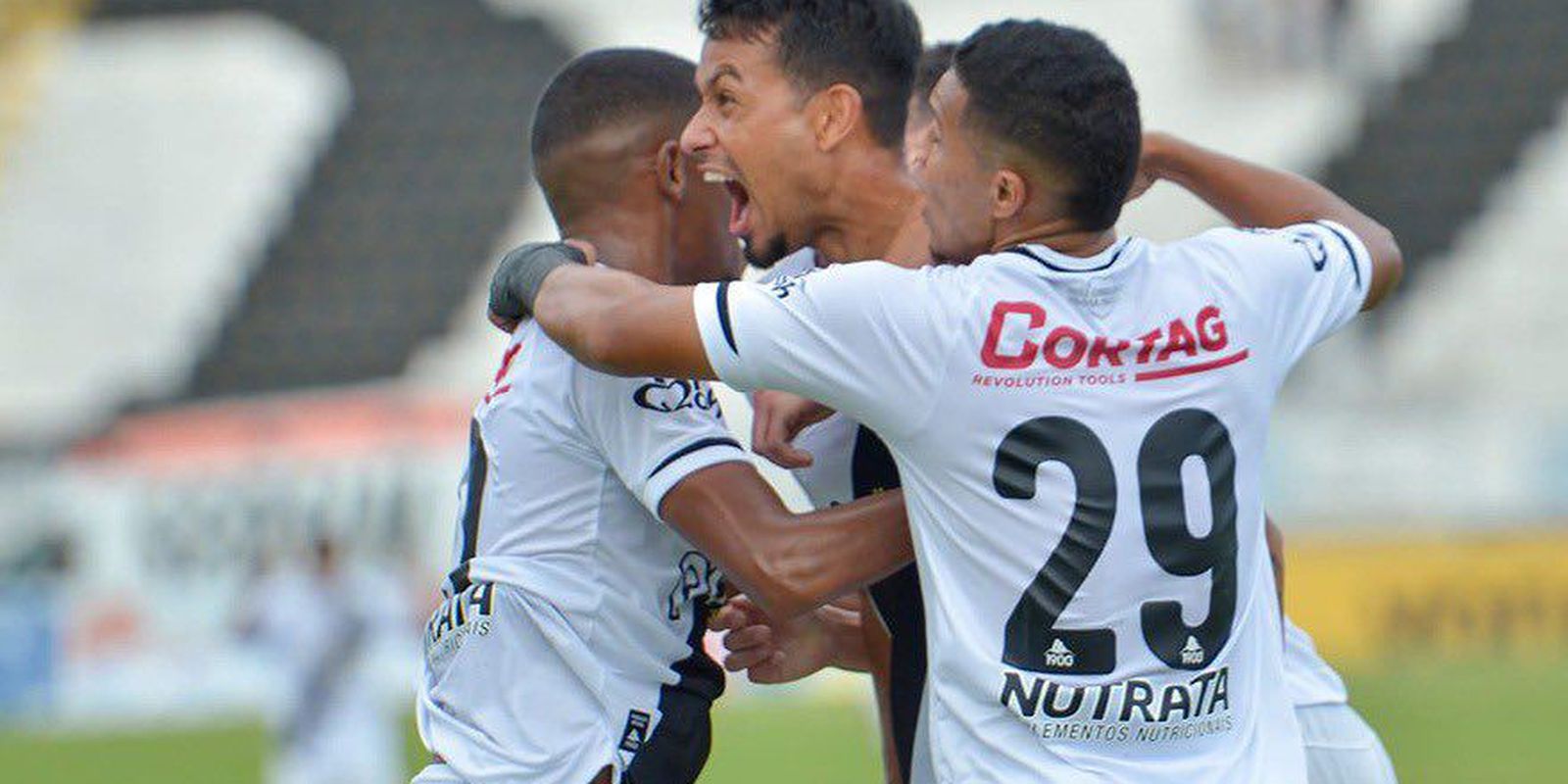 At home, Ponte Preta defeats CRB and wins the first in Série B
