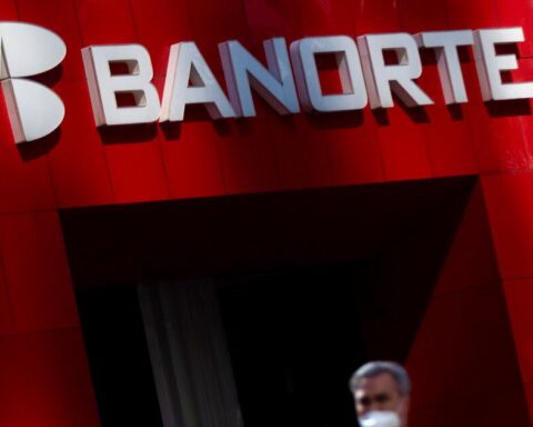 Banorte accesses the 'data room' to learn about the Banamex sale process