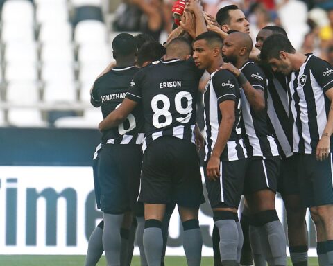 Botafogo debut in the Copa do Brasil against Ceilândia