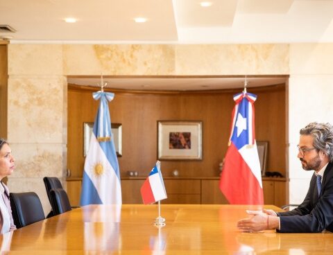 Cafiero received the new ambassador of Chile in Argentina