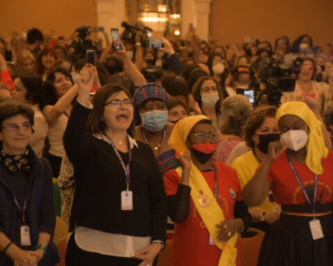 Caracas celebrates Congress of the International Federation of Women