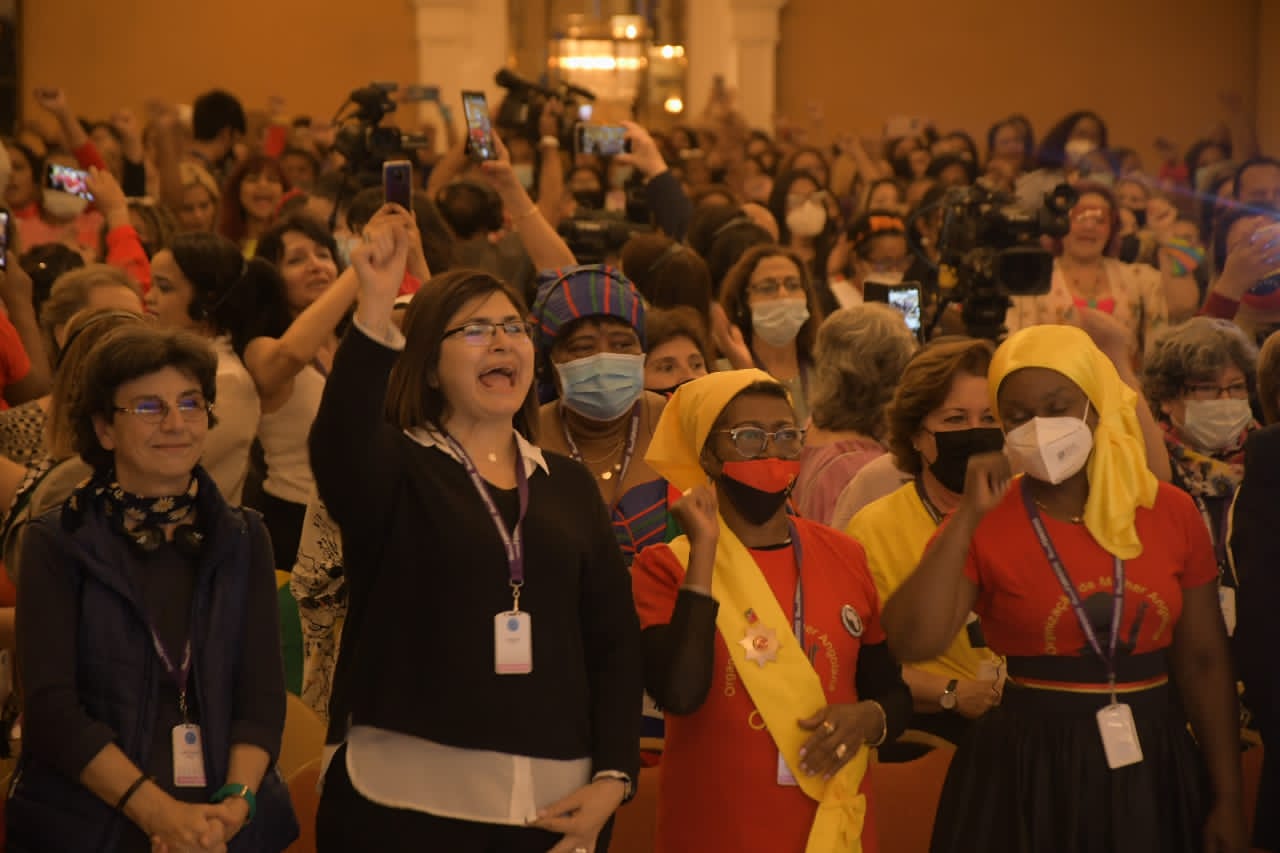 Caracas celebrates Congress of the International Federation of Women