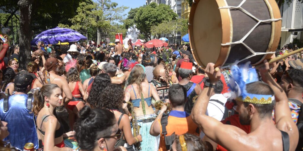 Carnival out of season in Rio also has street blocks