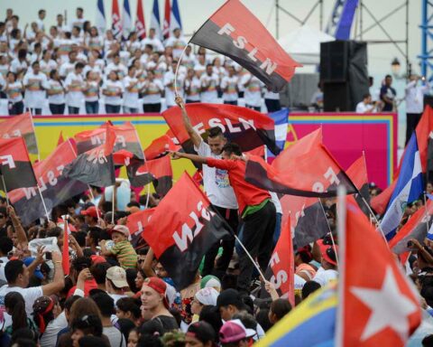 Conflict between Sandinistas from Muelle de los Bueyes because the FSLN prohibits leaving the country