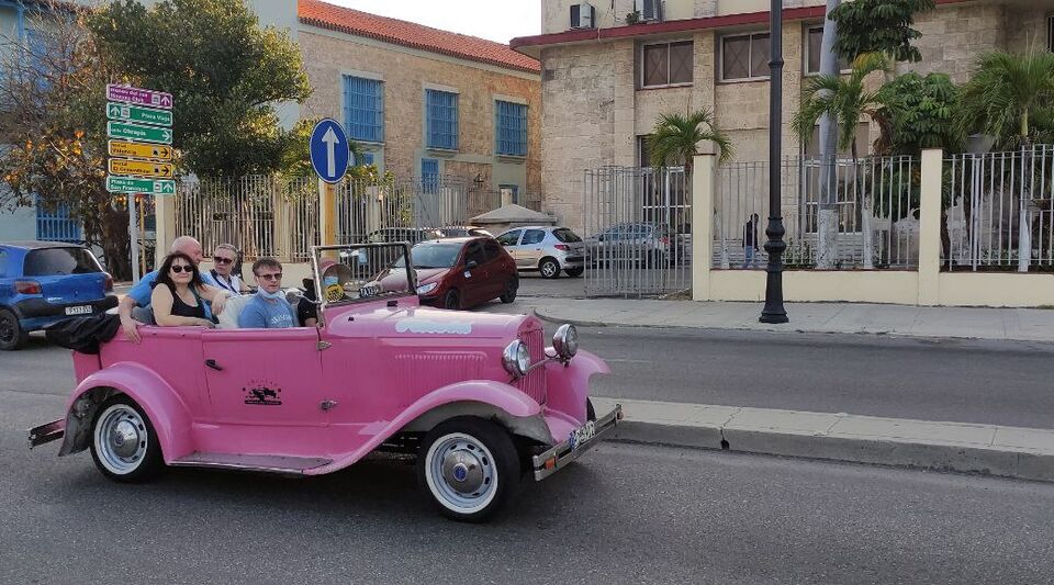 Cuba continues with lousy tourism data, unlike its neighbors