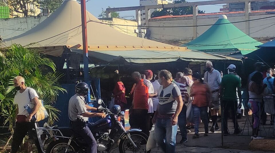 Defeated a policeman on a motorcycle who was chasing an informal vendor in Havana