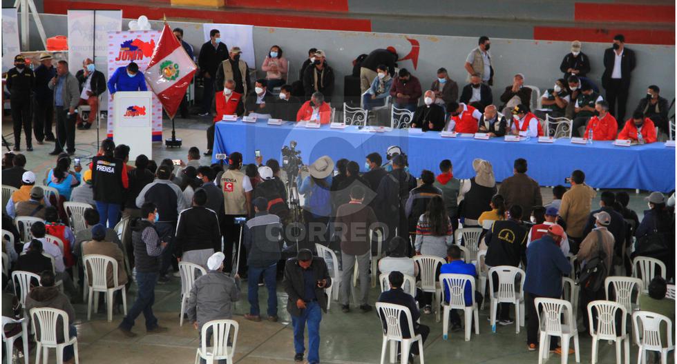 Dialogue table begins in Huancayo with the presence of Ministers of Agriculture, MEF, Interior, Culture and Tourism