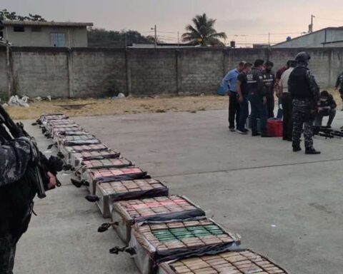 Ecuador: 2.8 tons of narcotic drugs stolen from anti-drug agency