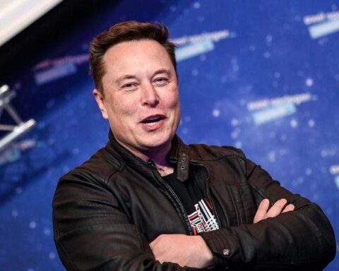 Elon Musk llega a acuerdo de adquirir Twitter por U$44.000 millones