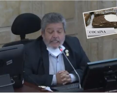 Exfarc says that it could not be proven that they were drug traffickers and causes controversy in Congress