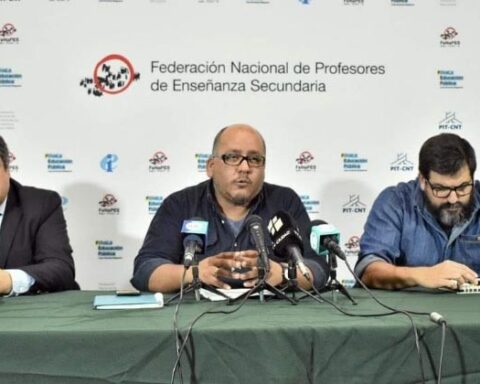 FENAPES denounces that Parliament is at the forefront of a process of anti-union persecution