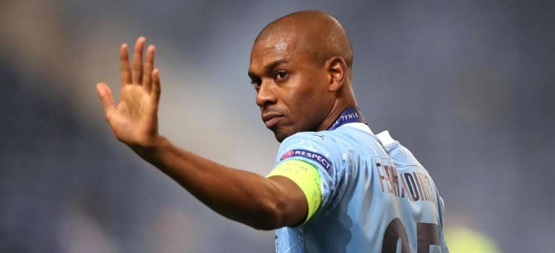 Fernandinho announces his departure from City at the end of the season and takes Guardiola by surprise