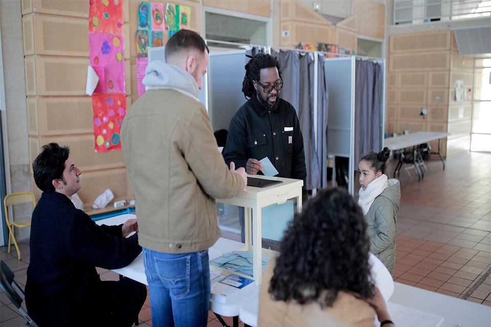First round of presidential elections in France registers 25% participation