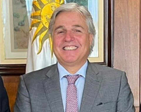 Foreign Minister Bustillo traveled to the US for qualifications for Uruguayan meats