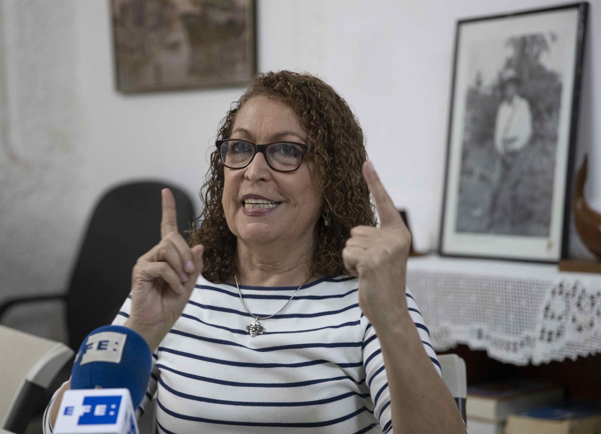 Former guerrilla Mónica Baltodano denounces retention of her passport in Nicaragua