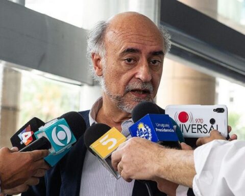 Government will exempt companies linked to tourism from employer contributions