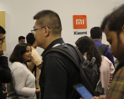 India confisca 725 millones de dólares a firma China Xiaomi
