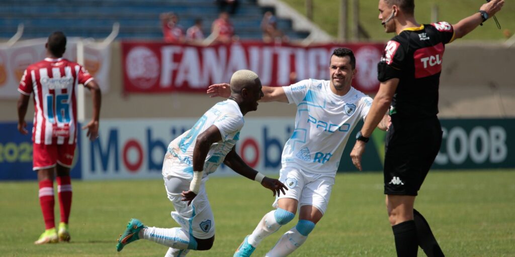 Londrina starts Série B on the right foot: 2-0 at Náutico