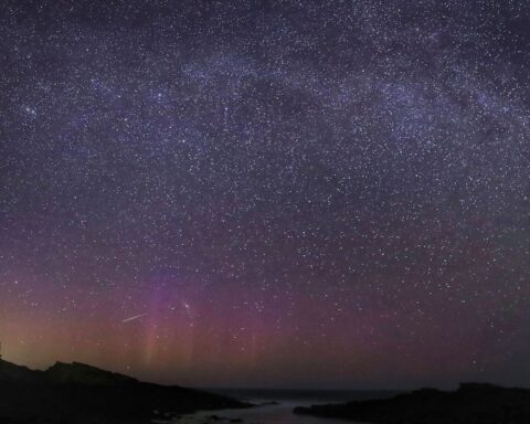 Lyrid meteor shower peaks this morning