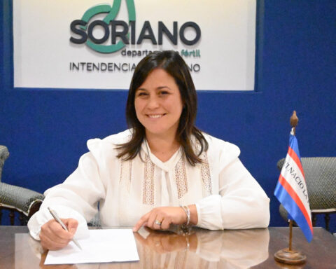 María Celia Barreiro is the mayor of Soriano