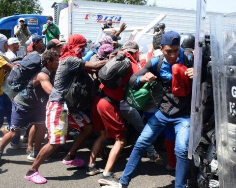 cubanos caravana migrantes
