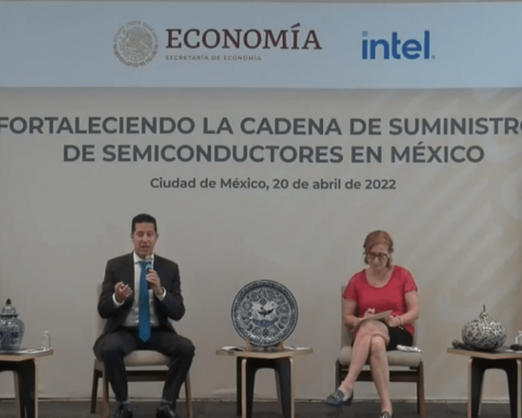 Ministry of Economy and Intel agree to promote design and production of chips in Mexico