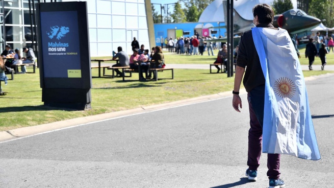 More than 8,000 people visited Tecnópolis to commemorate the 40th anniversary of Malvinas