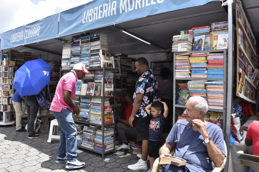 Más de un centenar de editoriales y librerías participan en la Feria Internacional del Libro