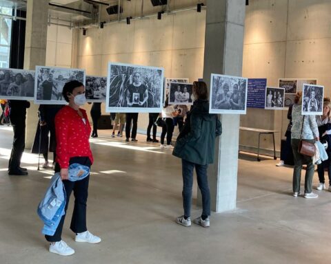 Mothers of April start a traveling exhibition around Europe demanding justice