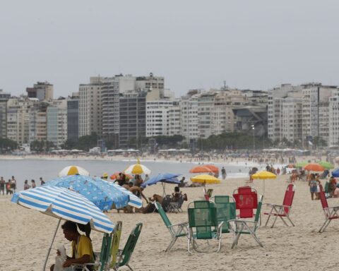 Municipal decree prohibits speakers on beaches in Rio de Janeiro