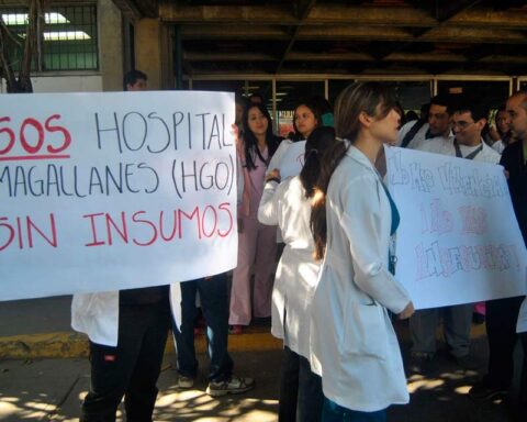 NGO denounces unsanitary operating room conditions at Los Magallanes de Catia hospital