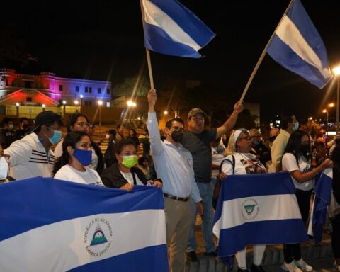 Nicaraguans hold vigil in Costa Rica commemorating the victims of the 2018 repression