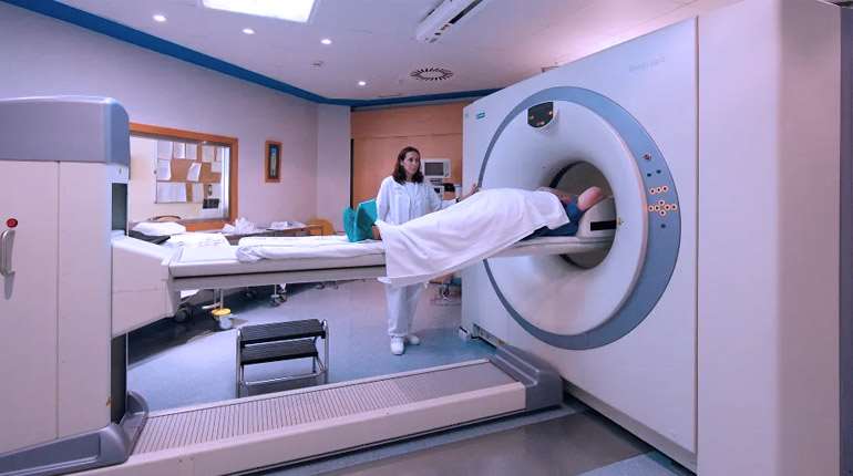 Nuclear medicine center announced for the month of Santa Cruz