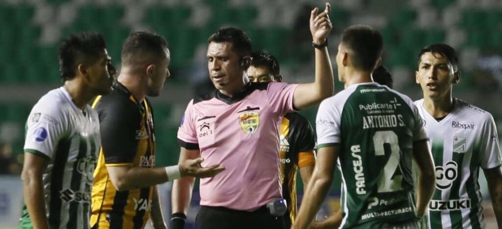 Oriente will take measures to find those responsible for the attacks and robbery of the referees