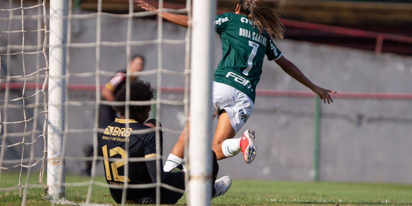 Palmeiras thrashes Real Brasília and remains at the top of the Brazilian Women's Championship