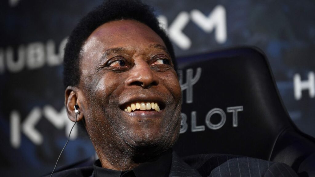 Pelé es dado de alta tras exámenes sobre tratamiento del cáncer