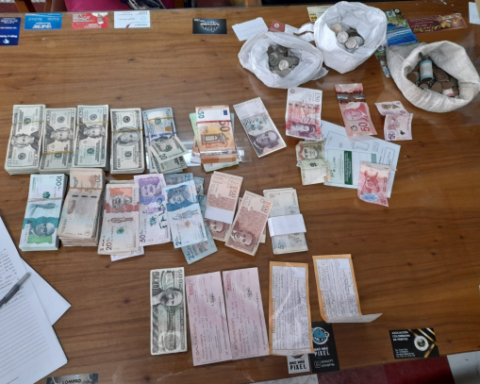 Police and Dian seize more than 93,000 dollars in the center of Bogotá