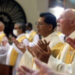 Priests of the archdiocese renewed their priestly promises before the archbishop, who asked them to be witnesses of hope