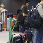Procon notifies airlines to explain increase in luggage prices