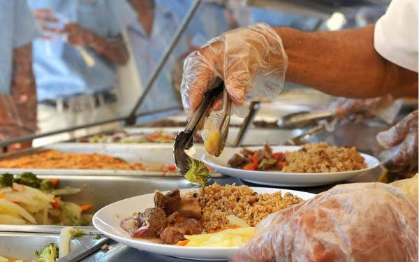 Propone almuerzo escolar pase a Comedores Económicos