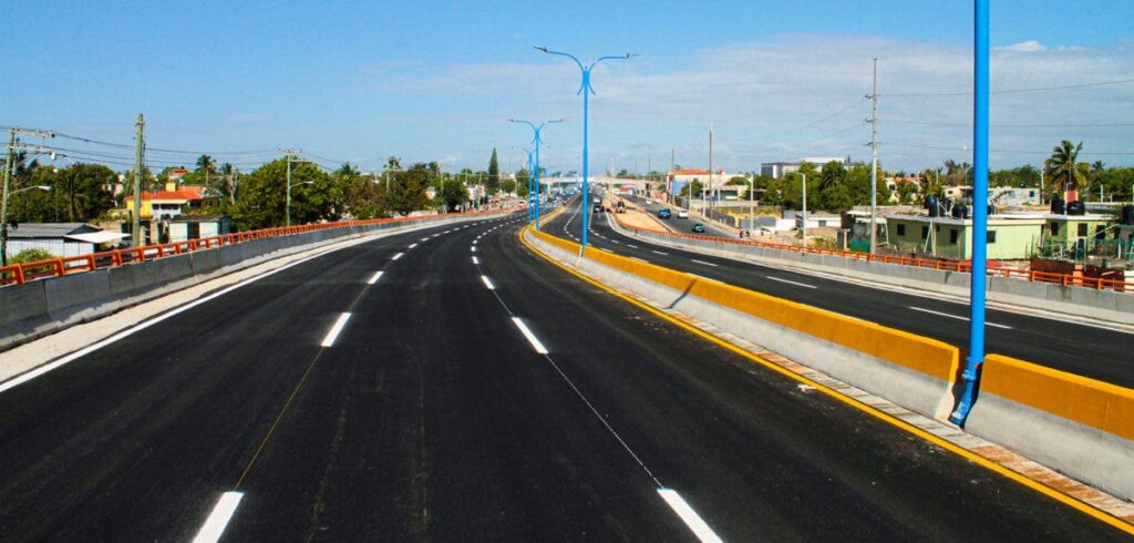 Obras Públicas dejó abierto el elevado de Andrés, Boca Chica