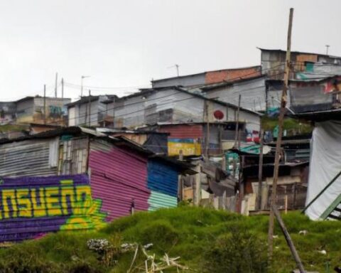 Quibdó, Riohacha and Santa Marta, with half of its poor population