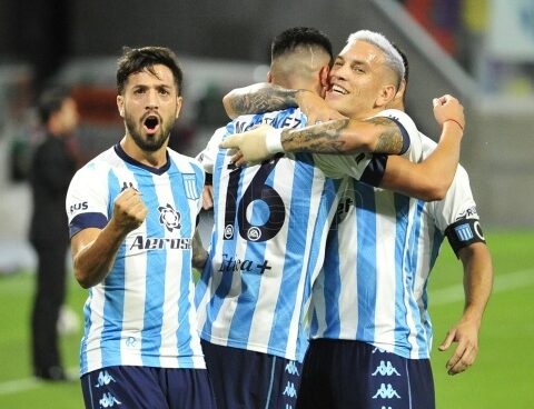 Racing turned it around in Avellaneda, scored goals and continues to lead in its area