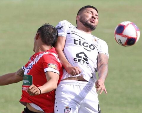 Real Santa Cruz revives with its victory at home against Nacional Potosí (3-2)