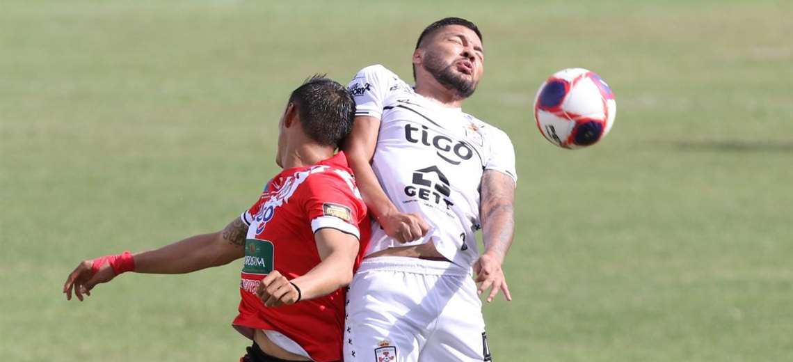 Real Santa Cruz revives with its victory at home against Nacional Potosí (3-2)