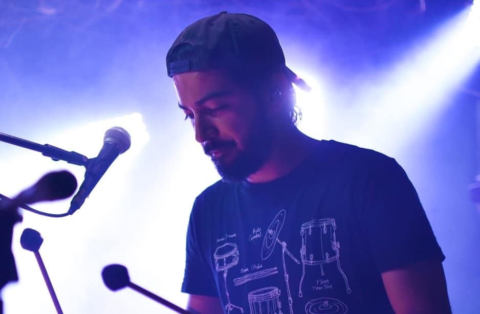 Regime prohibits musician Carlos Luis Mejía from entering the country