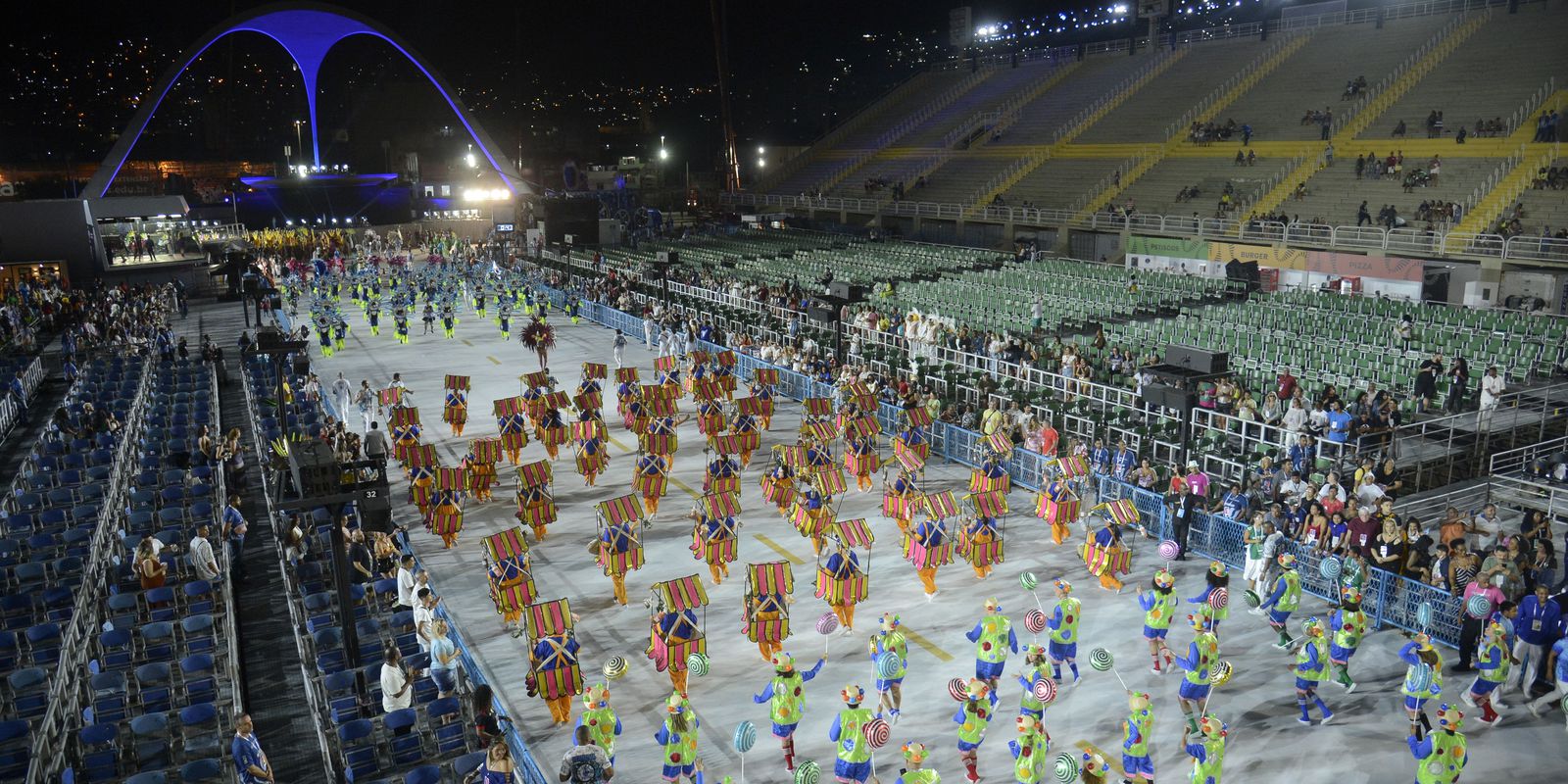 Rio: Carnival is reborn at the Sambadrome after two years of pandemic