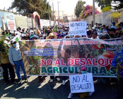 Tacna: More than 4,000 farmers protest against the threat of eviction (VIDEO)